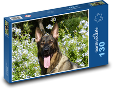Hrdý nemecký ovčiak v kvetoch Puzzle 130 dielikov - 28,7 x 20 cm