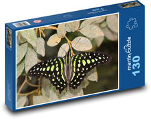 Motyl z zielonymi plamkami na skrzydłach Puzzle 130 elementów - 28,7x20 cm