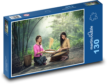 Thajsko - ženy ryža úrody Puzzle 130 dielikov - 28,7 x 20 cm 