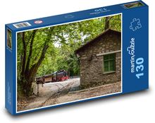 Historický vlak na železnici, Řecko Puzzle 130 dílků - 28,7 x 20 cm