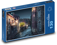 Rieka tečúca nočnou ulicou Puzzle 130 dielikov - 28,7 x 20 cm 