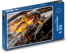 Płonący ogień - drewno, płomień Puzzle 130 elementów - 28,7x20 cm