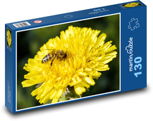 Včela na květině - pampeliška, žlutý květ Puzzle 130 dílků - 28,7 x 20 cm