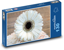 Weiße Gerbera - Blume, Garten Puzzle 130 Teile - 28,7x20 cm