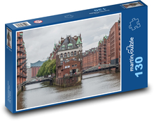 Hamburg - vodný hrad, Speicherstadt Puzzle 130 dielikov - 28,7 x 20 cm