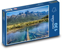 Nový Zéland - kmeny stromů, voda  Puzzle 130 dílků - 28,7 x 20 cm
