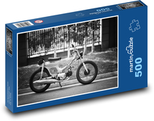 Retro motocykl v černobílé Puzzle 500 dílků - 46 x 30 cm
