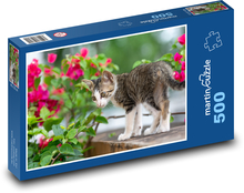 Mourovaté kotě na stole Puzzle 500 dílků - 46 x 30 cm