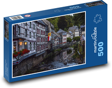Staré město s mostem Monschau, Německo Puzzle 500 - 46x30 cm