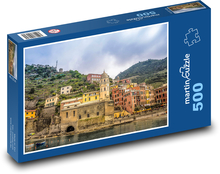 Zabytkowe domy na wybrzeżu Cinque Terre, Włochy Puzzle 500 elementów - 46x30 cm