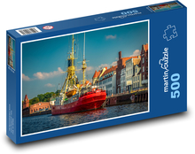 Zabytkowy port z łodzią, Lubeka Puzzle 500 elementów - 46x30 cm