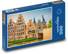 Holštýnské brány - Lübeck, Německo Puzzle 500 dílků - 46 x 30 cm