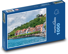 Meersburg - město u Bodamského jezera, Německo Puzzle 1000 - 60x46 cm