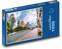 Katedra - Cuenca, Ekwador Puzzle 1000 elementów - 60x46 cm