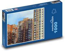 Farebné fasády domov - okná, mesto Puzzle 1000 dielikov - 60 x 46 cm 