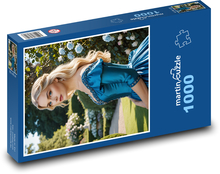 Frau im blauen Kleid Puzzle 1000 Teile - 60 x 46 cm