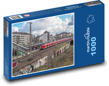 Červený vlak na stanici Puzzle 1000 dielikov - 60 x 46 cm 