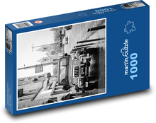 Teréní auto - kostel Puzzle 1000 - 60x46 cm