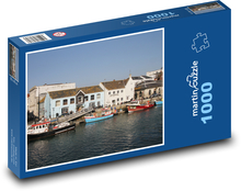 Rybářská vesnice - lodě, moře Puzzle 1000 dílků - 60 x 46 cm