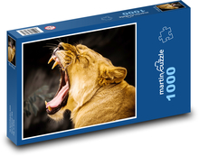 Gähnende Löwin Puzzle 1000 Teile - 60 x 46 cm