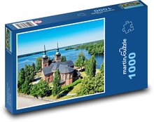 Kościół - rzeka Puzzle 1000 elementów - 60x46 cm