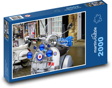 Scooter on the street - Vespa Puzzle 2000 pieces - 90 x 60 cm