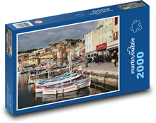 Přístav - město, rybářské lodě Puzzle 2000 dílků - 90 x 60 cm