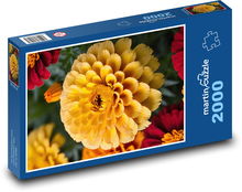 Žltý kvet nechtíka lekárskeho Puzzle 2000 dielikov - 90 x 60 cm