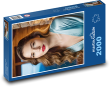 Kobieta - twarz, uroda Puzzle 2000 elementów - 90x60 cm