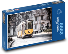 Yellow tram in the city Puzzle 2000 pieces - 90 x 60 cm