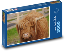 Kráva na farmě Puzzle 2000 dílků - 90 x 60 cm