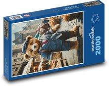 Medvídek na tržnici Puzzle 2000 dílků - 90 x 60 cm