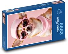 Čivava v růžových brýlích Puzzle 2000 dílků - 90 x 60 cm
