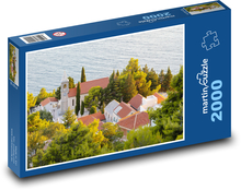 Kostol - hrad Puzzle 2000 dielikov - 90 x 60 cm