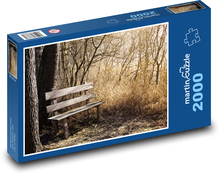 Drewniana ławka w lesie Puzzle 2000 elementów - 90x60 cm
