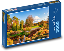 Drzewa i kwiaty jesienią Puzzle 2000 elementów - 90x60 cm