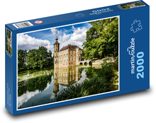Zámek - jezero Puzzle 2000 dílků - 90 x 60 cm
