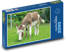 A donkey on a green field Puzzle 2000 pieces - 90 x 60 cm