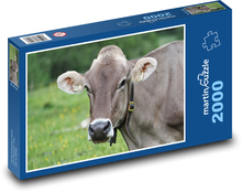 Kráva na horské louce Puzzle 2000 dílků - 90 x 60 cm