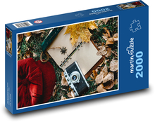 Aparat w notebooku Puzzle 2000 elementów - 90x60 cm