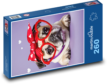 Mops s červenými brýlemi se srdíčky  Puzzle 260 dílků - 41 x 28,7 cm