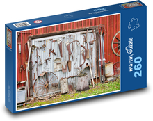 Stare narzędzia Puzzle 260 elementów - 41x28,7 cm
