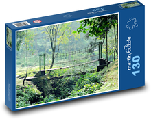 Most nad rzeką w lesie Puzzle 130 elementów - 28,7x20 cm