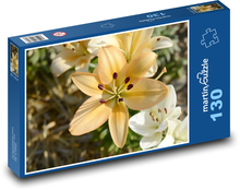 Žltá ľalia - letný kvet, kvet v záhrade Puzzle 130 dielikov - 28,7 x 20 cm