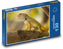 A lizard climbs a tree Puzzle 130 pieces - 28.7 x 20 cm