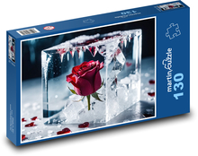 Červená růže v kostce ledu Puzzle 130 dílků - 28,7 x 20 cm