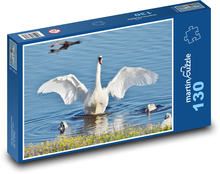 Łabędź na stawie Puzzle 130 elementów - 28,7x20 cm